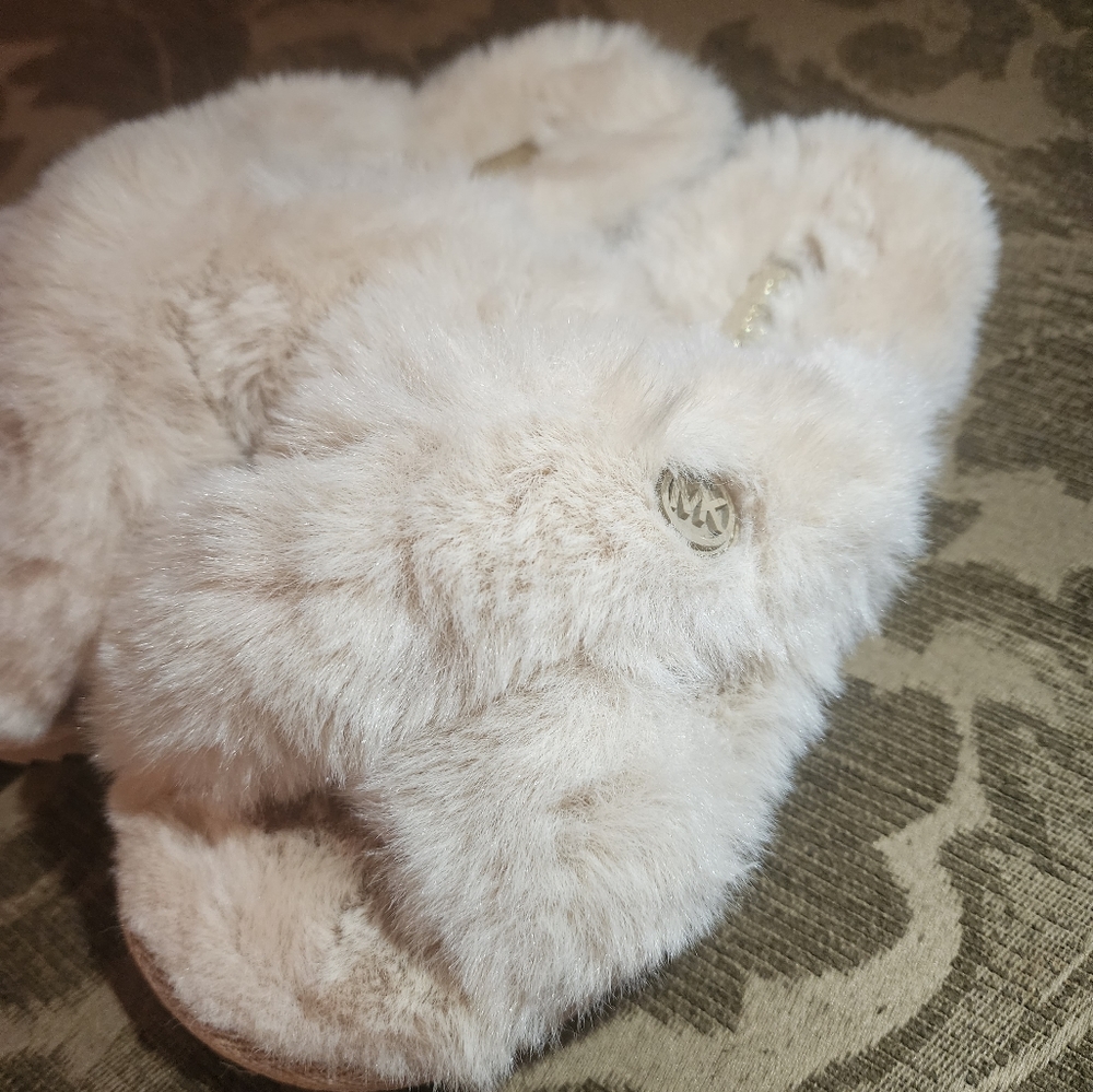 Michael Kors Fluffy Furry Sandals